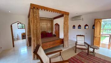 Luxury Villa | 3 bedrooms, desk, free WiFi, bed sheets