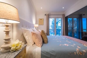 1 bedroom, desk, iron/ironing board, WiFi