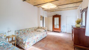 5 chambres, fer et planche Ă repasser, Wi-Fi gratuit, draps fournis