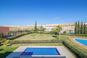 Pool - "Vilamoura Boutique" Apartment with pool, Wi-Fi, air conditioning and balcony (Quarteira)