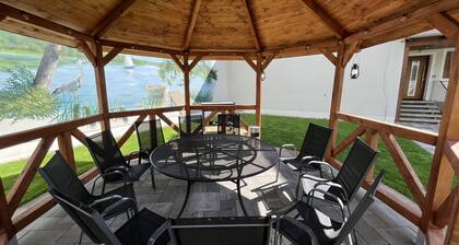 250sqm vacation home near Berlin for 13 people with property