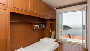 Leilighet (1Bedroom Suite,Balcony, Sea view)