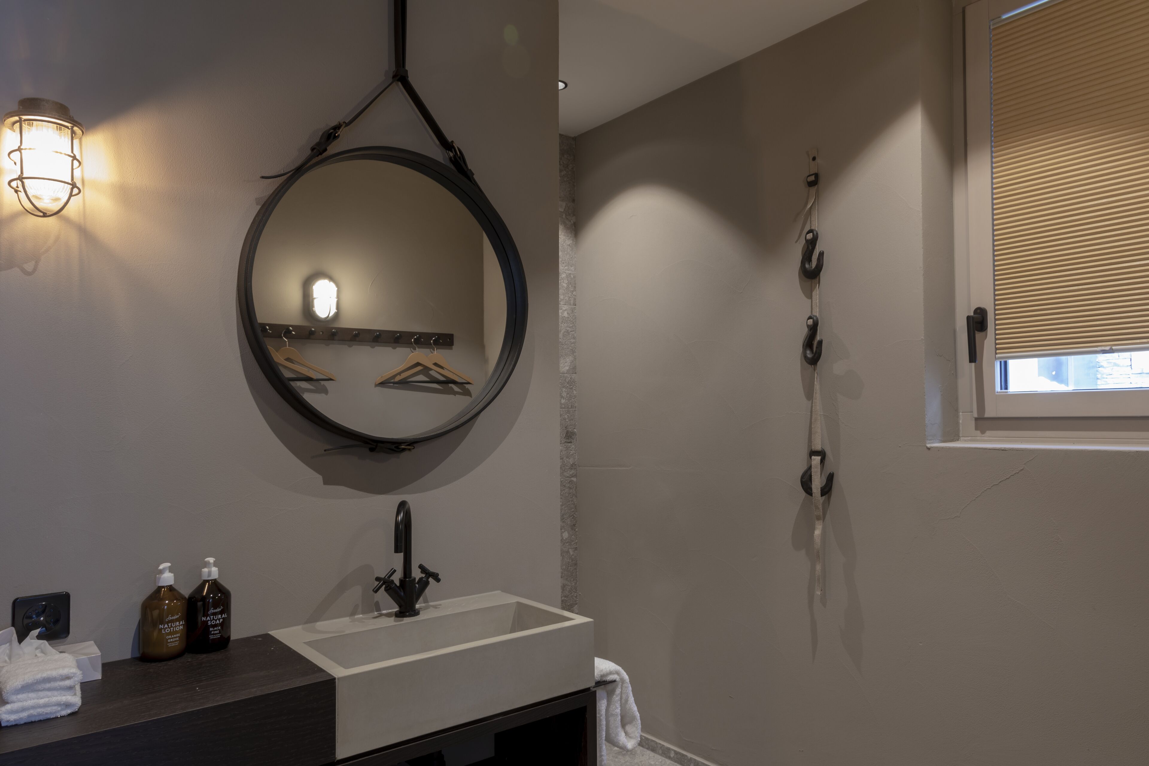 nomad l | bathroom | shower, hair dryer, bathrobes, slippers