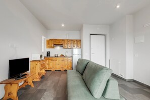 Appartement Familial, plusieurs chambres, côté montagne (Bellevue Modern Apartment 10) | Coin séjour