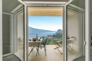 Familienapartment, Mehrere Schlafzimmer, Bergseite (Bellevue Modern Apartment 9) | Ausblick vom Zimmer