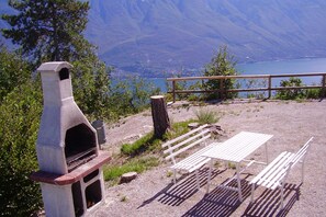 Grill-/Picknickplatz