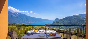 Residence Bellevue Apartments