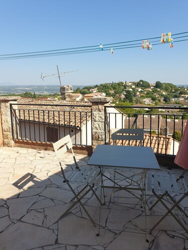 Charming village house in the heart of the Luberon