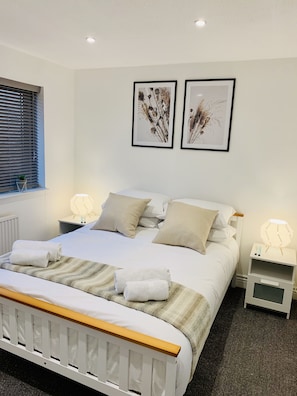 City-House | 3 Schlafzimmer, kostenloses WLAN, Bettwäsche