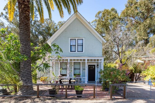 Iconic Modern Farmhouse- San Luis Obispo