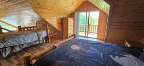 5 bedrooms, free WiFi, bed sheets