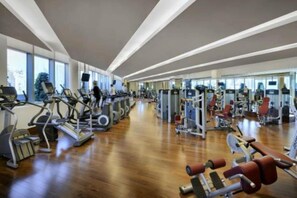 Apartment (0 Bedroom) | Gym - Fashion Avenue Dubai Mall Residences - Studio with balcony (Dubai)