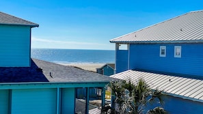 On the beach, sun-loungers - Ocean Lookout - Ocean Views & Steps to the Beach, Pool, Hot Tub, Sand Point (Port Aransas)