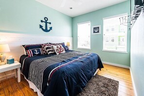 5 habitaciones, tabla de planchar con plancha y cuna de viaje 