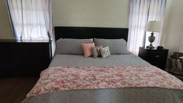 4 chambres, fer et planche Ă repasser, Wi-Fi gratuit, draps fournis