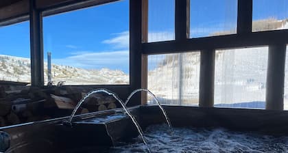 Deer Cabin * Yellowstone/Forest * Private Hot Tub