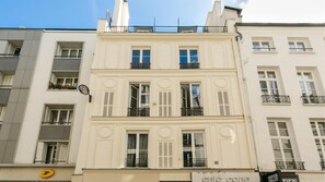 Exterior - Merveil - Luxury Suite - Louvre - Aboukir IV (Paris)