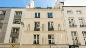 Exterior - Merveil - Luxury Suite - Louvre - Aboukir IV (Paris)