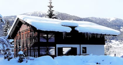 R.M.G. family ski to door apartments Top 1