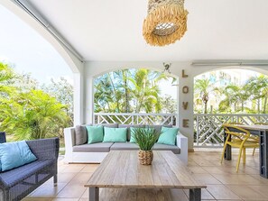Property grounds - Princess Anaelle · Plage d`Orient Bay, piscine, terrasse, RDC, 150 m² (Orient Bay)
