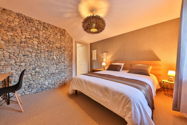 3 chambres, lit parapluie, Wi-Fi gratuit, draps fournis