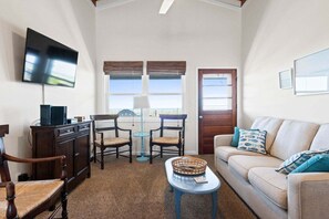 TV - Kingfisher / 6007 W Beach Drive (Oak Island)