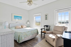 4 bedrooms, WiFi, bed sheets