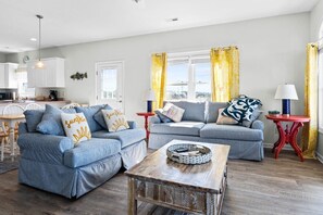 Télévision, lecteur de DVD, livres, chaîne hi-fi