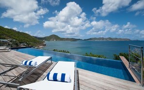 A heated pool - Villa Infinity View | Ocean View - Located in  Exquisite Pointe Milou with Private Pool (Saint Barthélemy)