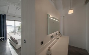 4 Schlafzimmer, Bügeleisen/Bügelbrett, kostenloses WLAN, Bettwäsche