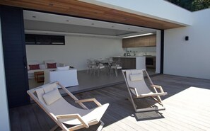 Outdoor dining - Good Vibrations - Located in  Exquisite Saint Jean with Private Pool (Saint Barthélemy)