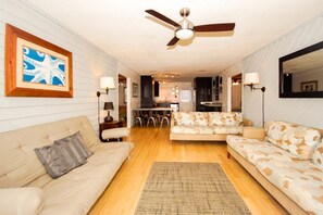 TV, Netflix, DVD player, streaming services - Natural Hi / 4928 East Beach Drive - Coastal Vacation Resorts (Oak Island)