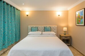 6 dormitorios, tabla de planchar con plancha, wifi gratis y ropa de cama