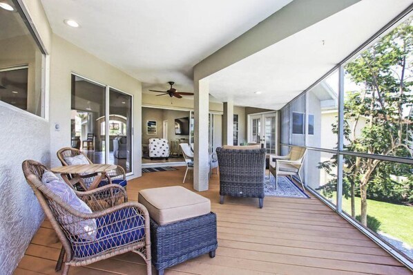 House (Chip Shot) | Exterior