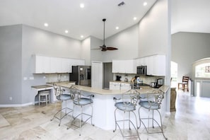 House (Chip Shot) | Exterior