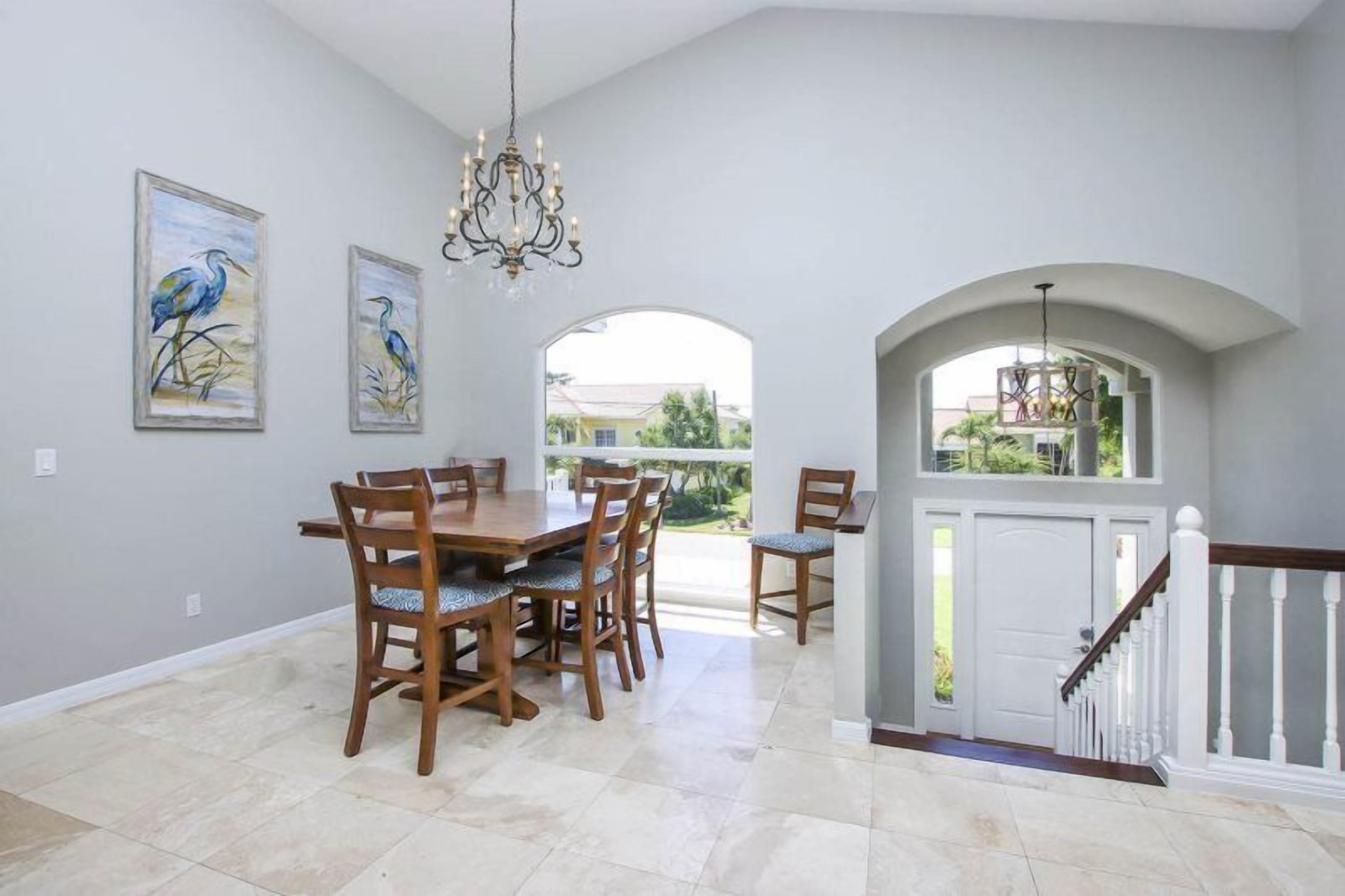 House (Chip Shot) | Exterior