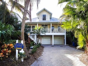 House (Captiva Breeze) | Exterior