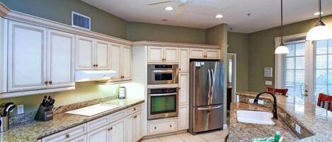 House (Captiva Breeze) | Private kitchen