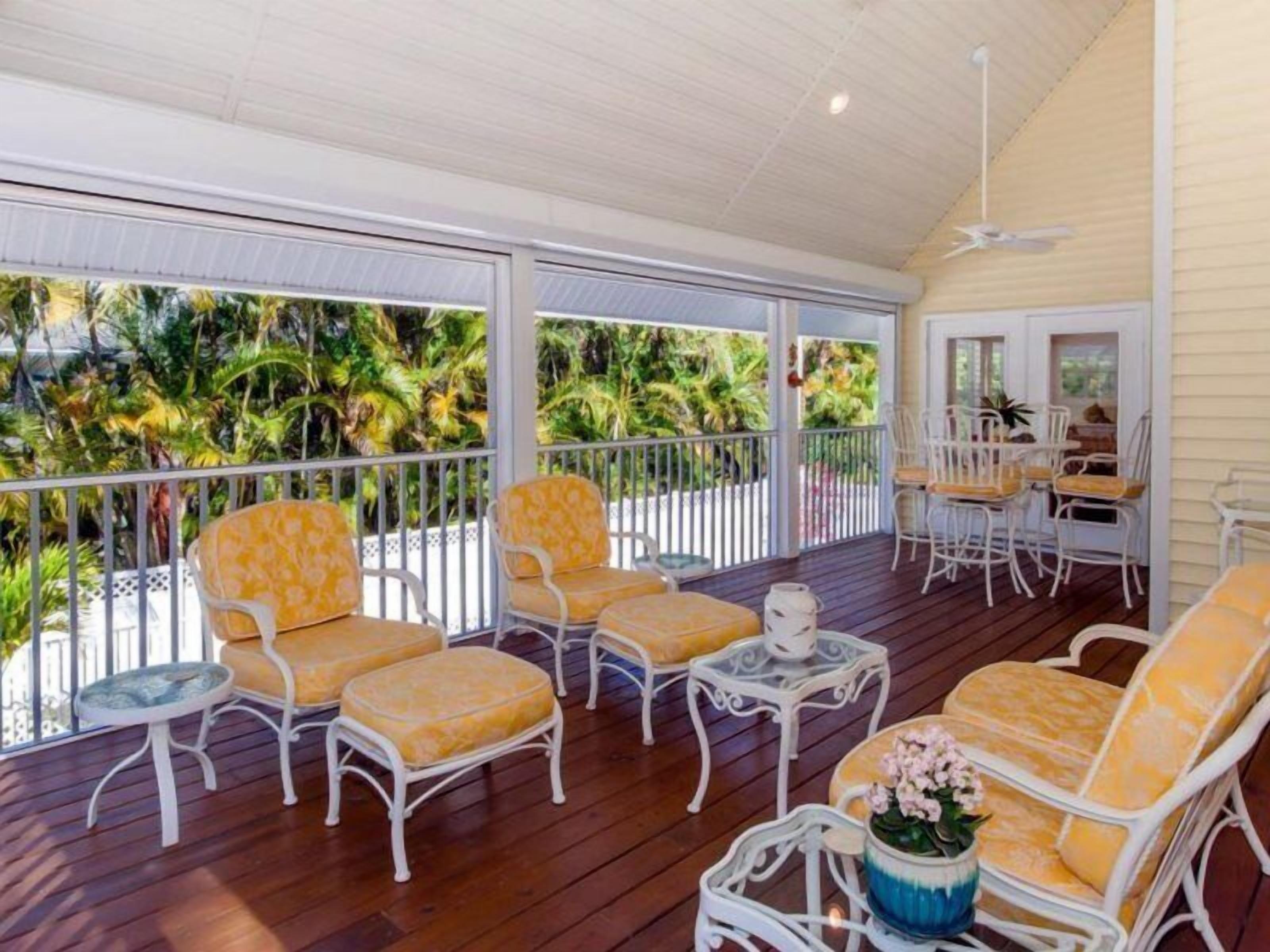 Casa (Sanga Na Langa No Worries) | Balcón