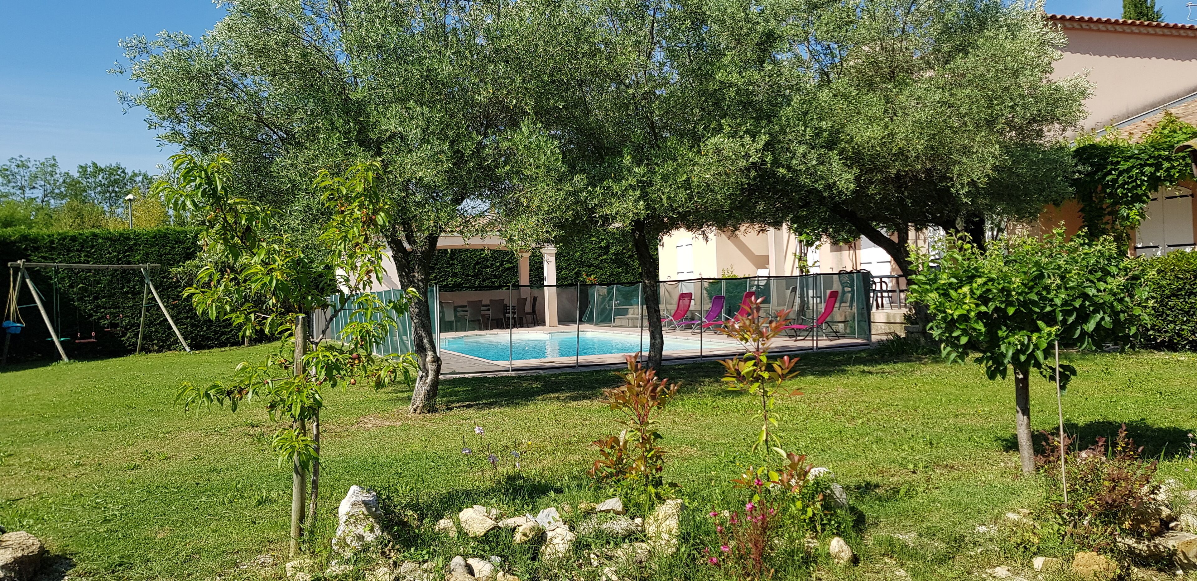 Piscine couverte, piscine extérieure