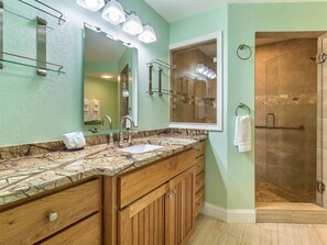 Condo (Pointe Santo E6) | Bathroom - Pointe Santo Condos by Dream Vacation Rentals (Sanibel)