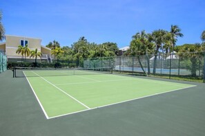 Condo (Villa Sanibel 2B) | Sports court
