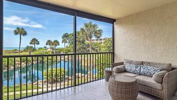 Condo (Sand Pointe 212) | Balcony