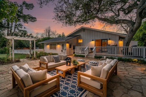 Casa Miramar - Coastal Farmhouse Chic Getaway