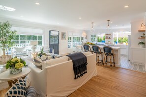 TV, fireplace, ping pong, printers - Casa Miramar - Coastal Farmhouse Chic Getaway (Santa Barbara)