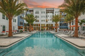 Outdoor pool, a heated pool