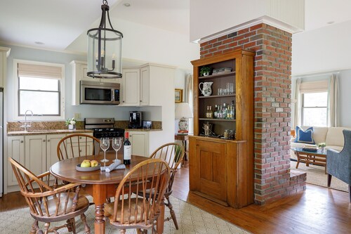 Two Bedroom Luxury Cottage at Blantyre, Relais & Châteaux