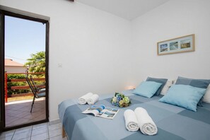 Departamento familiar, varias habitaciones (Apartman Brankica 1 Island Krk) | 2 habitaciones, tabla de planchar con plancha y wifi gratis