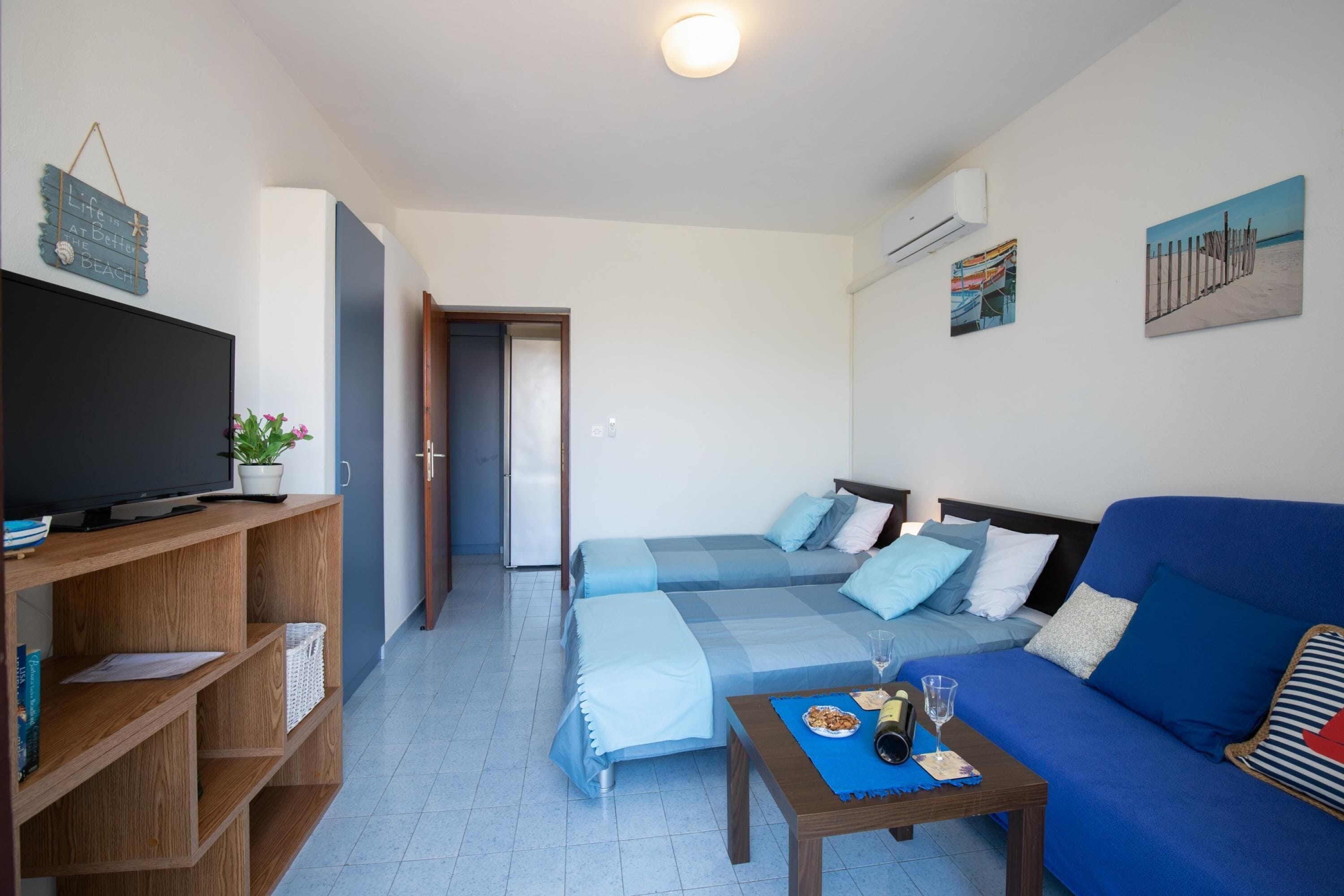 Family Apartment, Multiple Bedrooms (Apartman Brankica 1 Island Krk) | 2 bedrooms, free WiFi, bed sheets