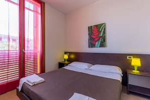 2 habitaciones y ropa de cama